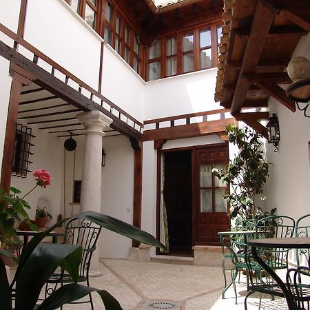 Apartamentos La Columna Чинчон Экстерьер фото